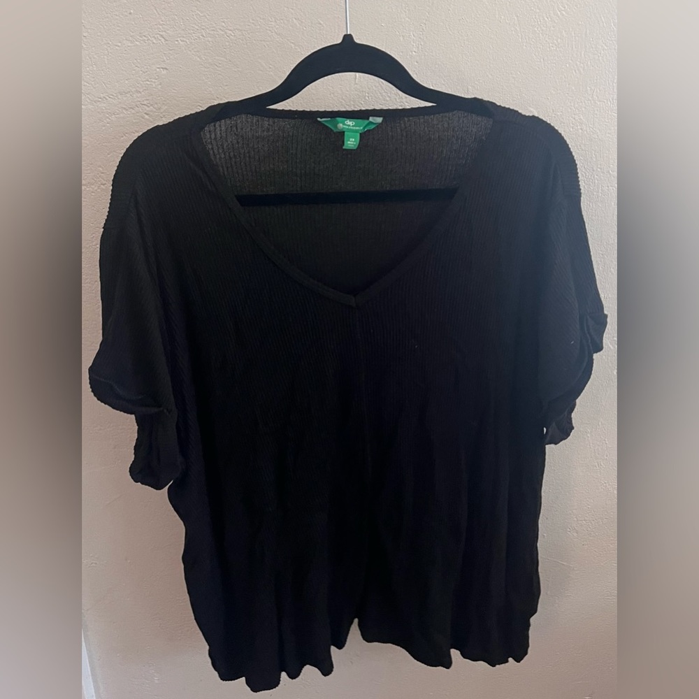 Black basic tee ECO-FRIENDLY